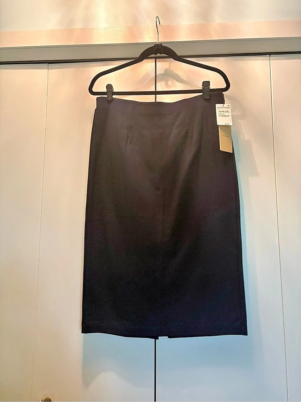 Halogen Midi Skirt in Navy Size Medium NWT